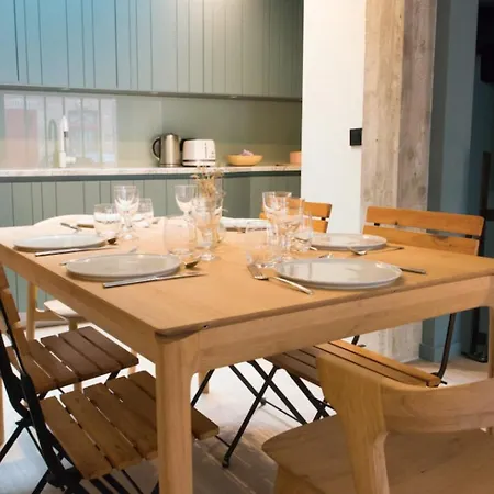 Sumptuous House With Wi Fi Near The Sea Apartment